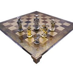 Шахматы "Мушкетеры" коричневые Manopoulos (44 x 44 см) 088-1202S
