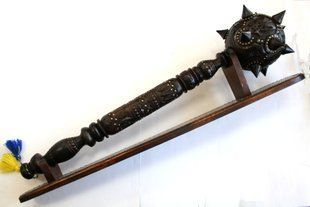 Булава деревянная, резная, инкрустирована медью (50 x 16 см) US0004