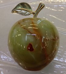 Фігурка з оніксу "Яблуко" (d-7 см, h-9,5 см) FO0111
